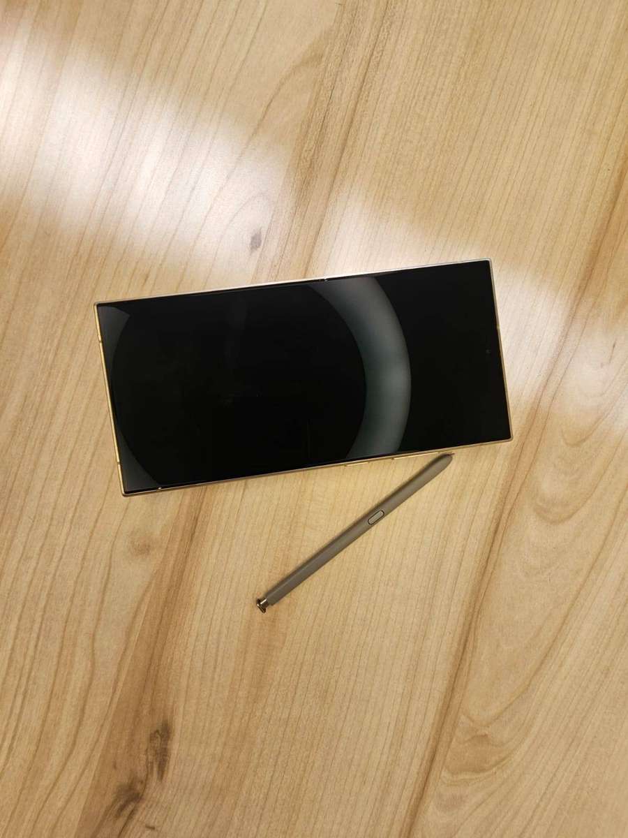 Samsung S24 Ultra 256gb 12gb ram Dual sim Mint