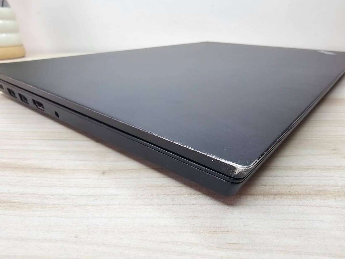Lenovo E15 i5 10th gen 8gb ram 256gb ssd