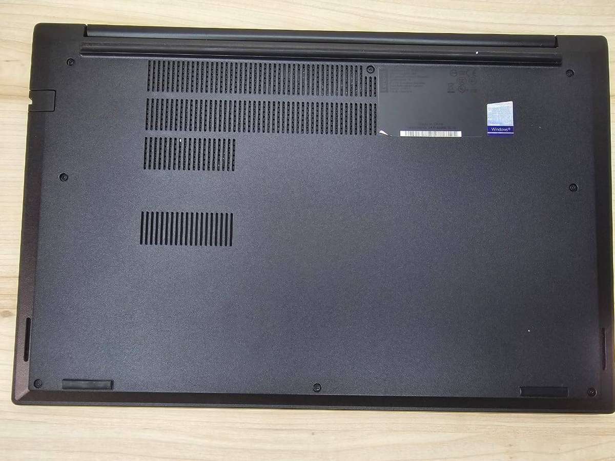 Lenovo E15 i5 10th gen 8gb ram 256gb ssd