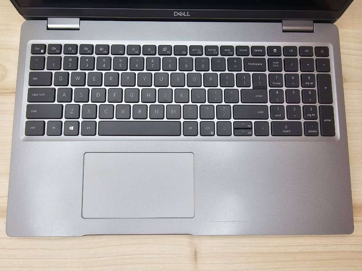 Dell Latitude 5520 Intel Iris Xe Graphics i5, 11th Gen  8GB 256GBssd