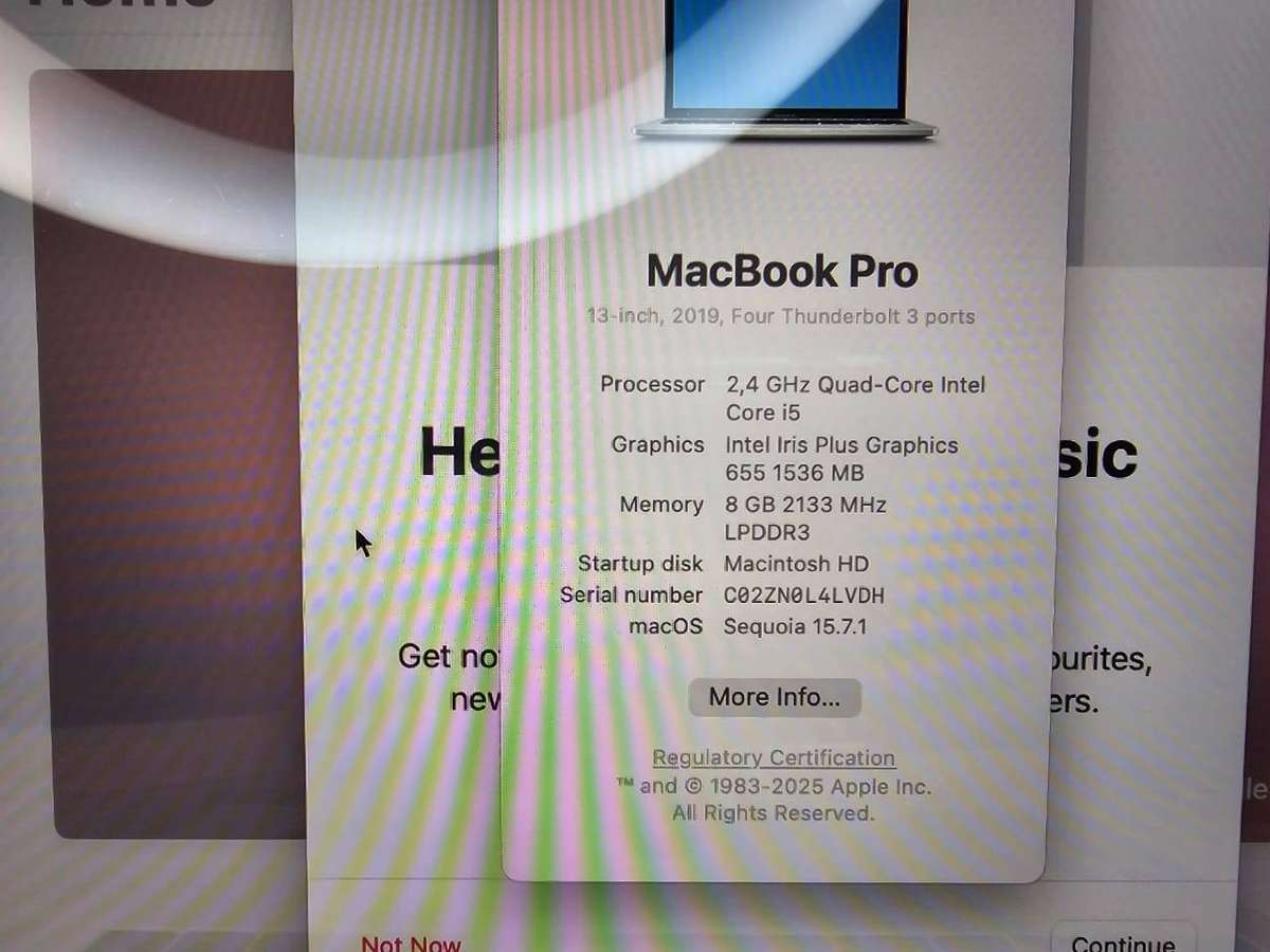 2019 Apple MacBook Pro 13' | Core i5, 8GB Ram, 500GB SSD | Touch bar