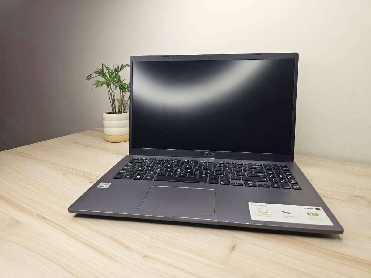 Asus X509 i5 10th gen 8gb ram 256gbssd