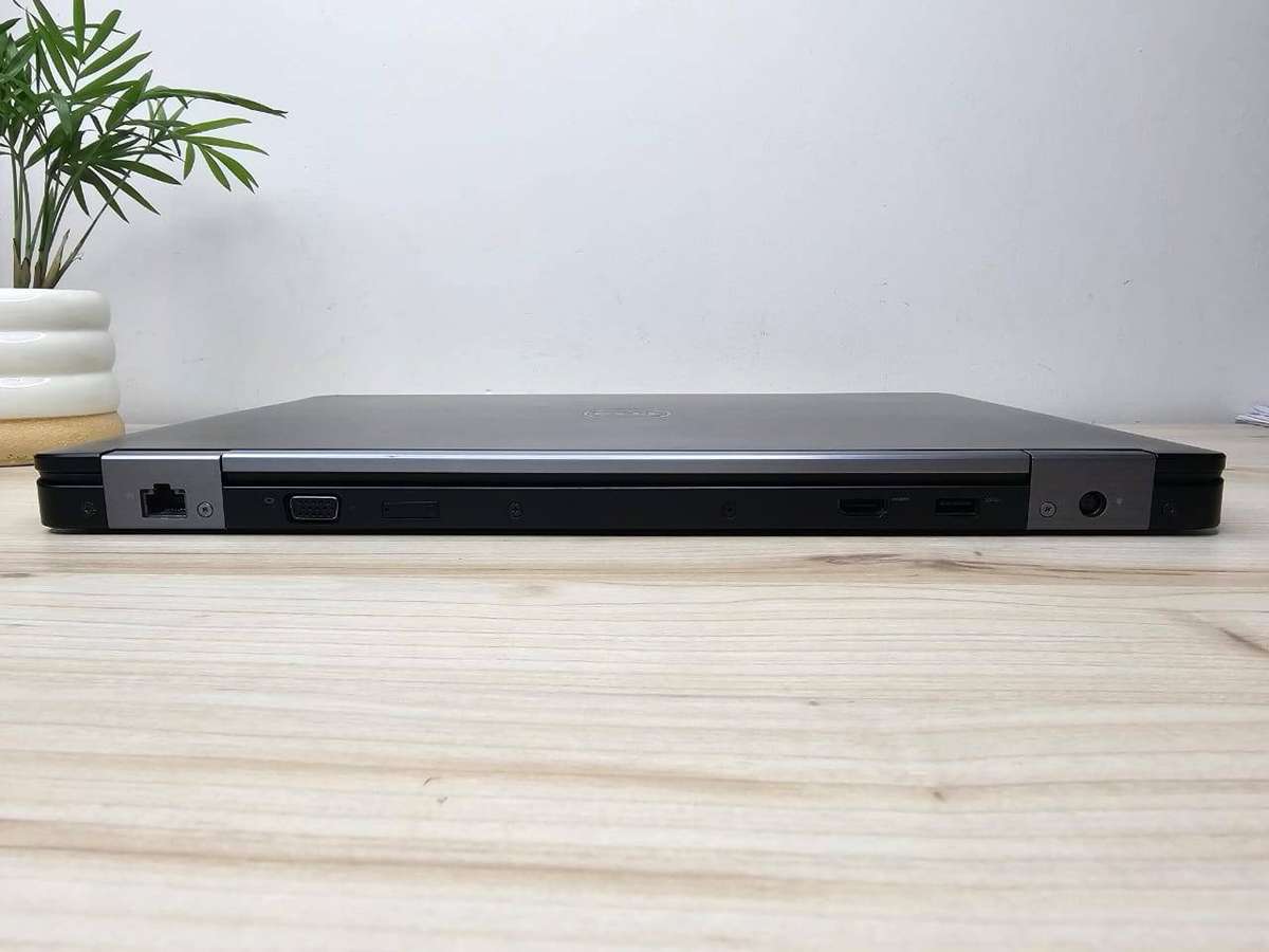 Dell Latitude E5570,  i5-6200@2.3GHz, 8GB RAM, 256GB SSD