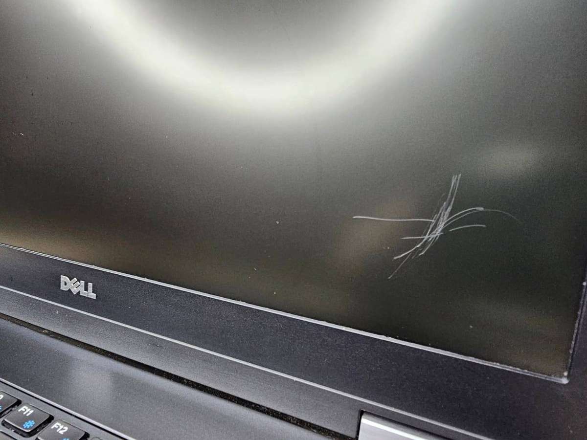 Dell Latitude E5570,  i5-6200@2.3GHz, 8GB RAM, 256GB SSD