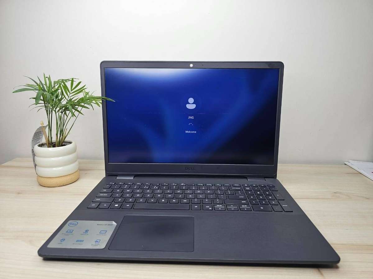 Dell Vostro 3500 11th Gen i3-1115G4@3.0GHz, 8GB RAM, 256GB NVMe SSD, 15` FHD Display