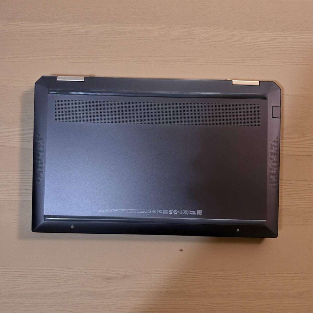 HP Spectre x360-13.3" 4K OLED Touch - 10th gen i7-1065G7 - 16GB - 1tbb SSD