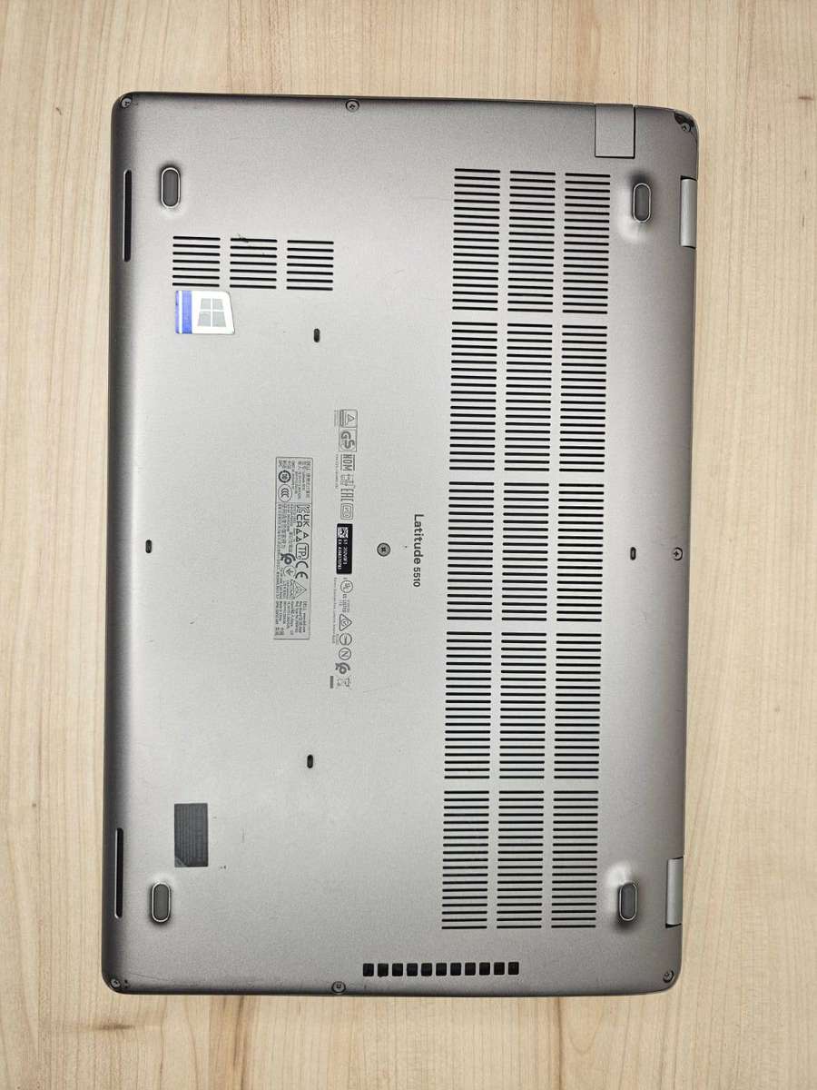 Dell Latitude 5510, 10th Gen i5 8gb ram 256gb ssd new battery