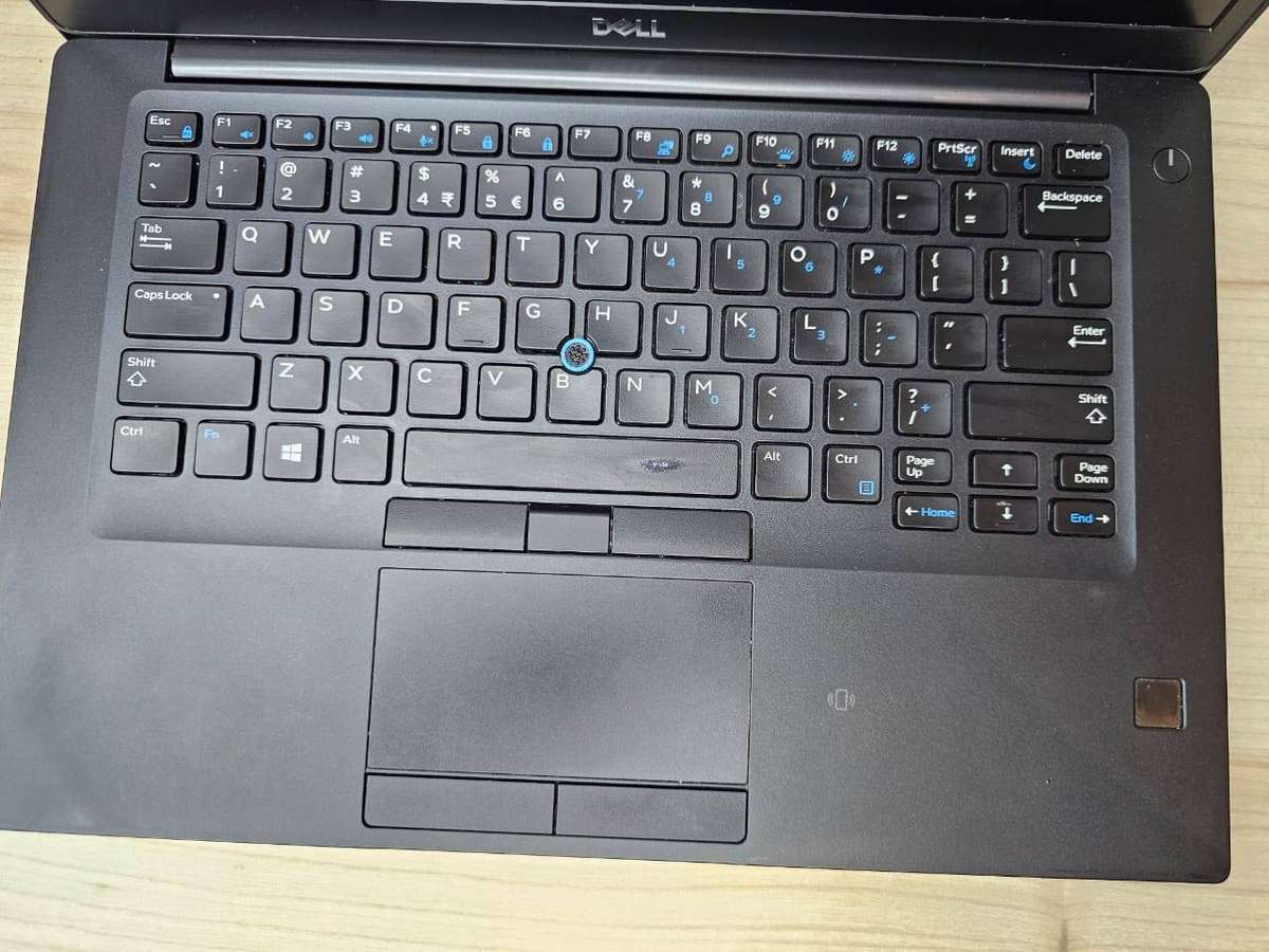 Dell Latitude 7490, 8th Gen i7-8650U, 8gb ram 256gb  nvme ssd 14` fhd display new batt