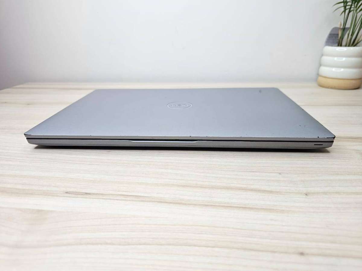 Dell Latitude 5420, 11th Gen i5 Intel Xe Graphics ,Lte  8Gb Ram 256gb Nvme Ssd, Fhd Display