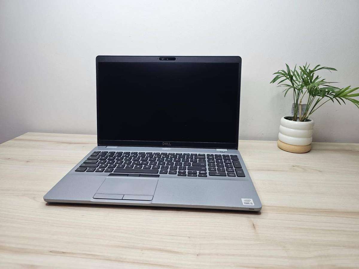 Dell Latitude 5510, 10th Gen i5 8gb ram 256gb ssd new battery