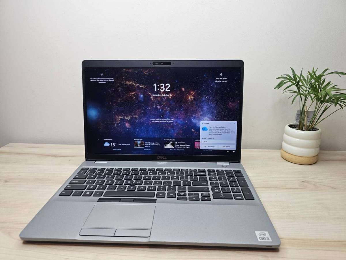 Dell Latitude 5510, 10th Gen i5 8gb ram 256gb ssd new battery