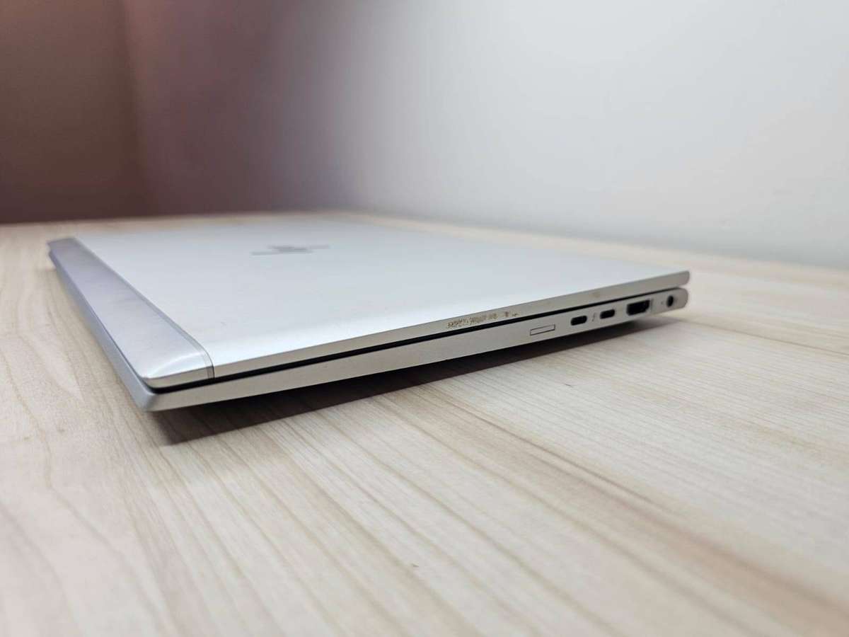Hp Elitebook  840 G7 Core  I5 10th Gen 8gb ram 256gb ssd lte