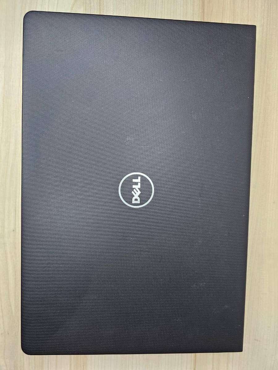 Dell Vostro 15 3568 core i5 7th gen 8gb ram 128gb ssd new batt