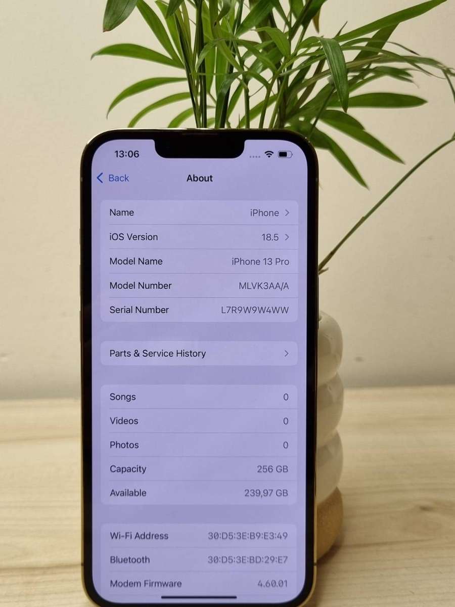 I phone 13 pro 256 gb 100% battery health