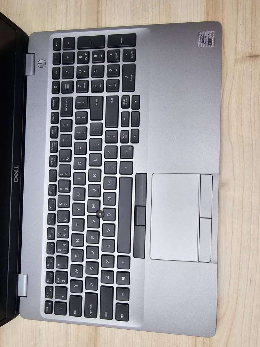 Dell Latitude 5510, 10th Gen i5 8gb ram 256gb ssd new battery