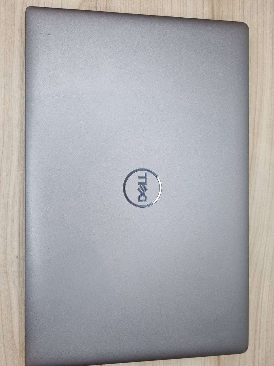 Dell Latitude 5530 15.6-inch Core i7-1265U 16GB RAM 512GB SSD Win 11 Pro Laptop