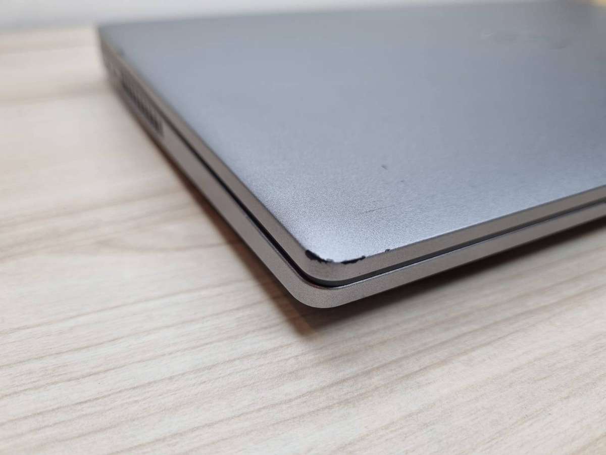 Dell Latitude 5530 15.6-inch Core i7-1265U 16GB RAM 512GB SSD Win 11 Pro Laptop