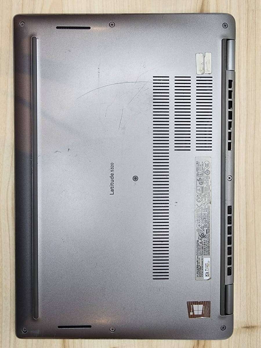 Dell Latitude 5320 i5 1145G7  8GB 256GB SSD  13.3 FHD IPS touch Display