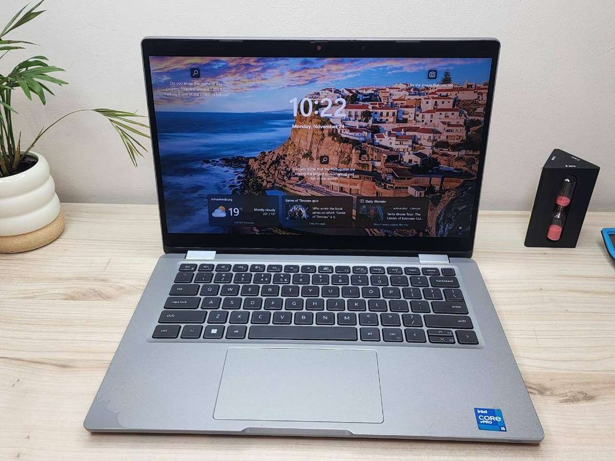 Dell Latitude 5320 i5 1145G7  8GB 256GB SSD  13.3 FHD IPS touch Display