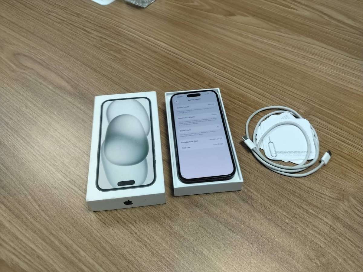 Apple iPhone 15 128GB Black | 100% Battery Health