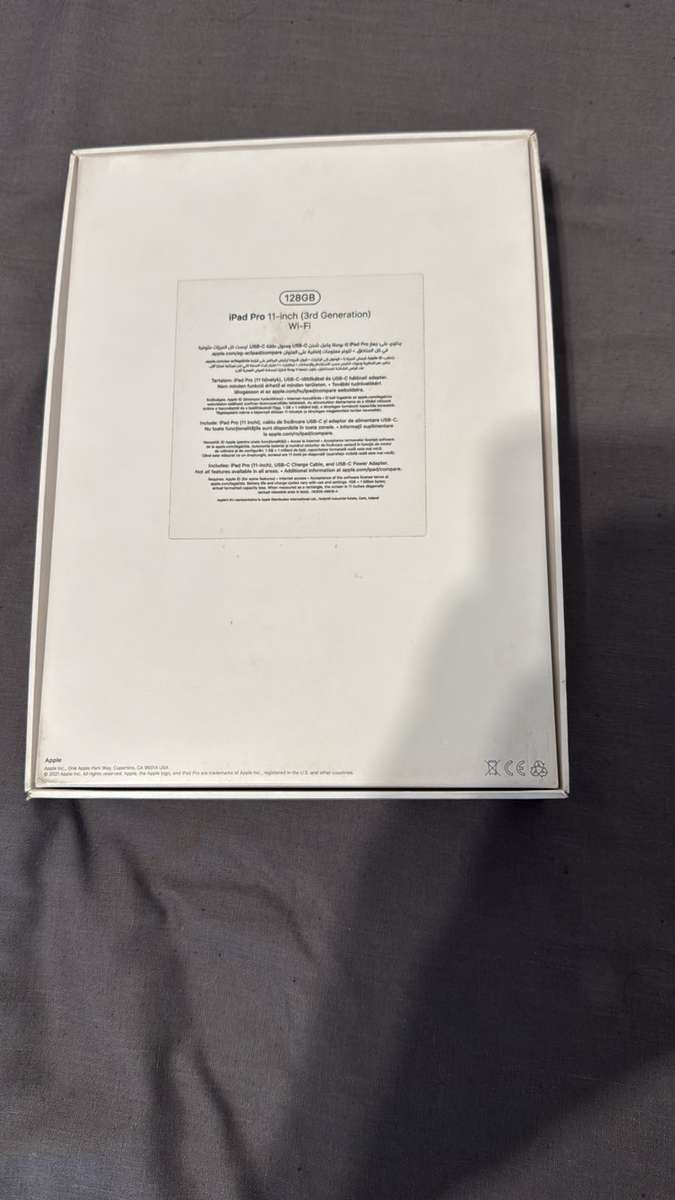iPad Pro (11-inch, 2021, 3rd Generation) M1 Wi-Fi 128 GB MINT AS NEW