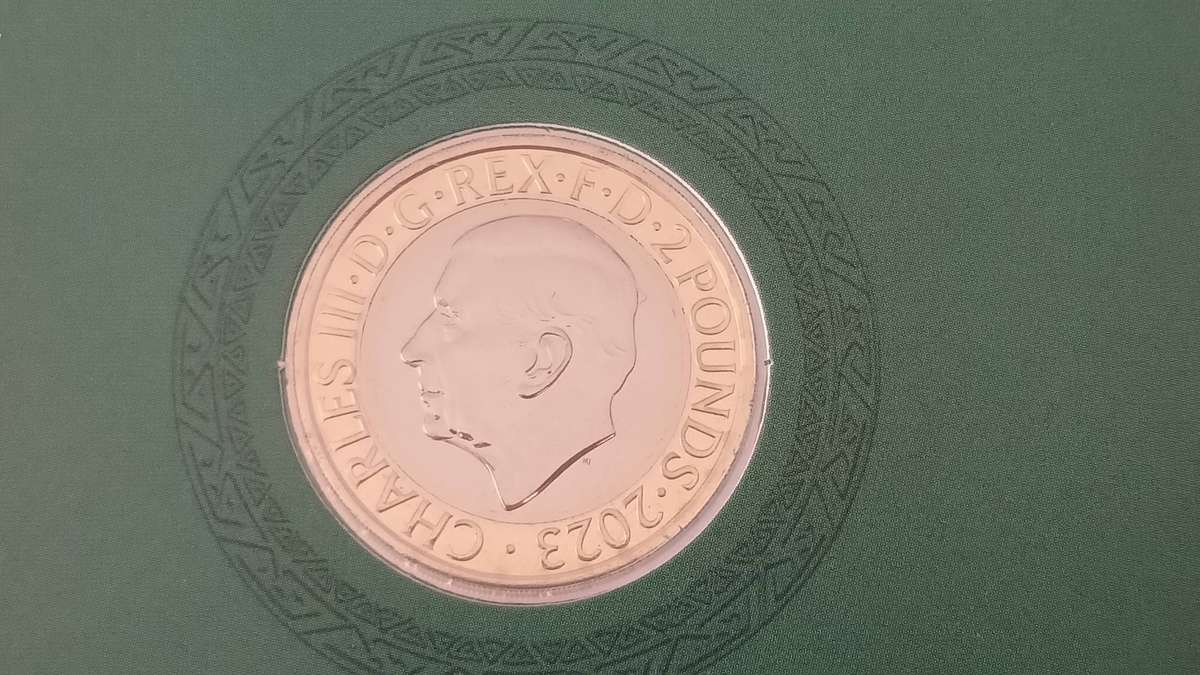 Royal Mint 2023 JRR Tolkien £2 Commemorative Coin  Brilliant Uncirculated, Collectors Edition
