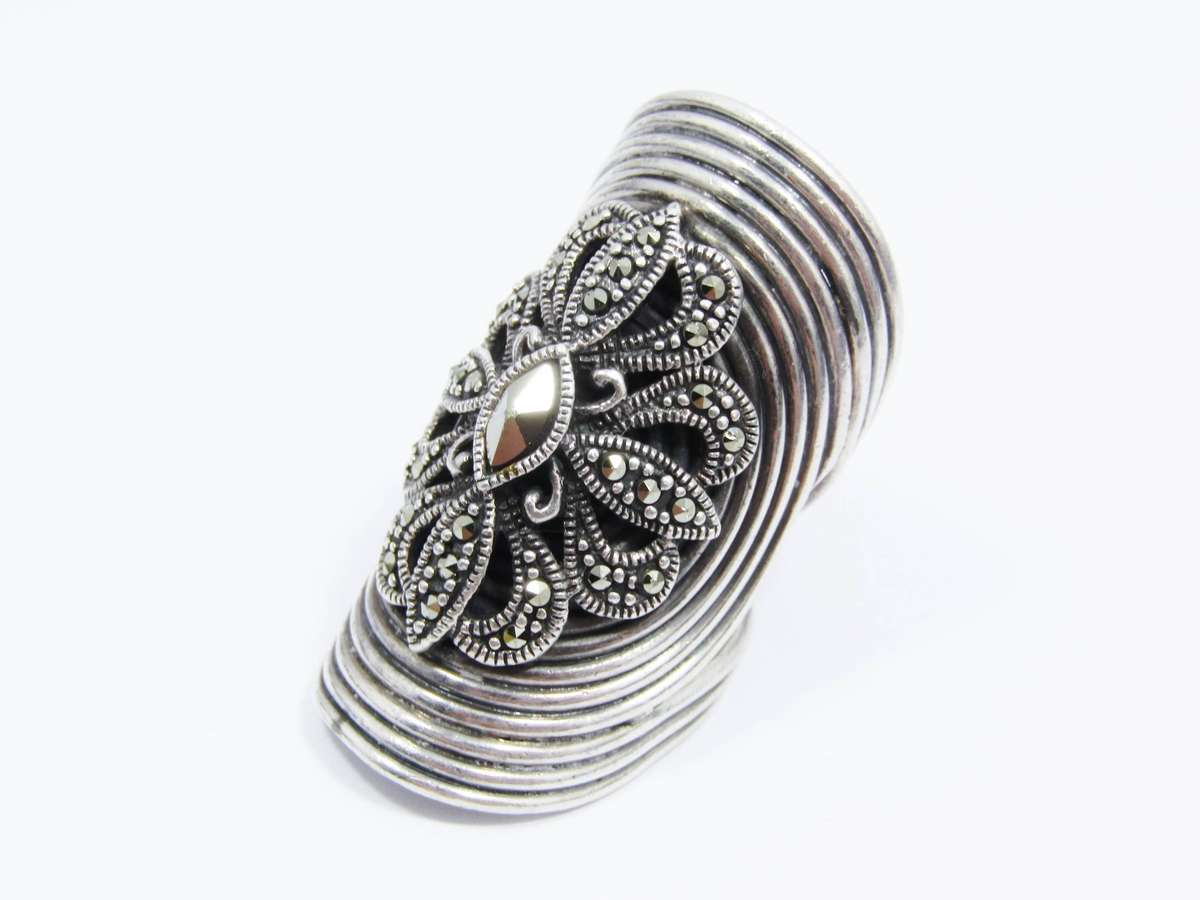 A Gorgeous Chunky Marcasite and Hematite Flower Ring in Sterling Silver.