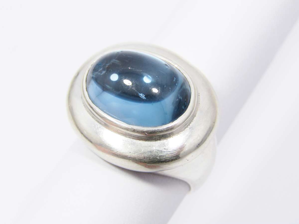A Stunning Blue Stone Ring in Sterling Silver