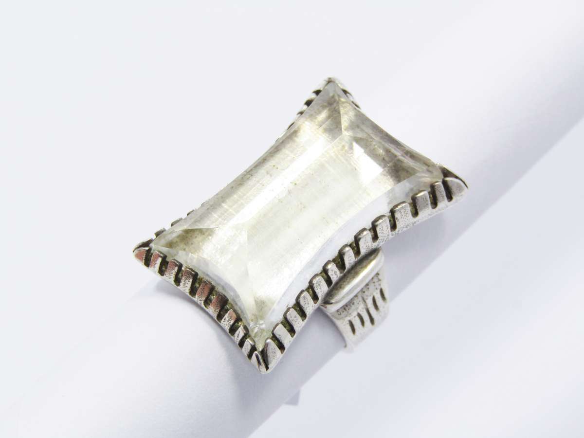 Lovely Vintage Mexico 950 Silver & Rock Crystal Ring