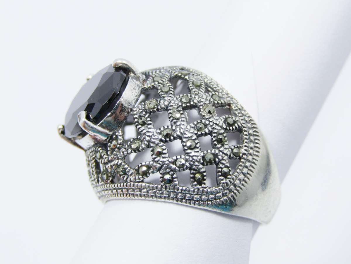 A Gorgeous Filigree Basket Design Marcasite Ring With a Black Stone in Sterling Silver