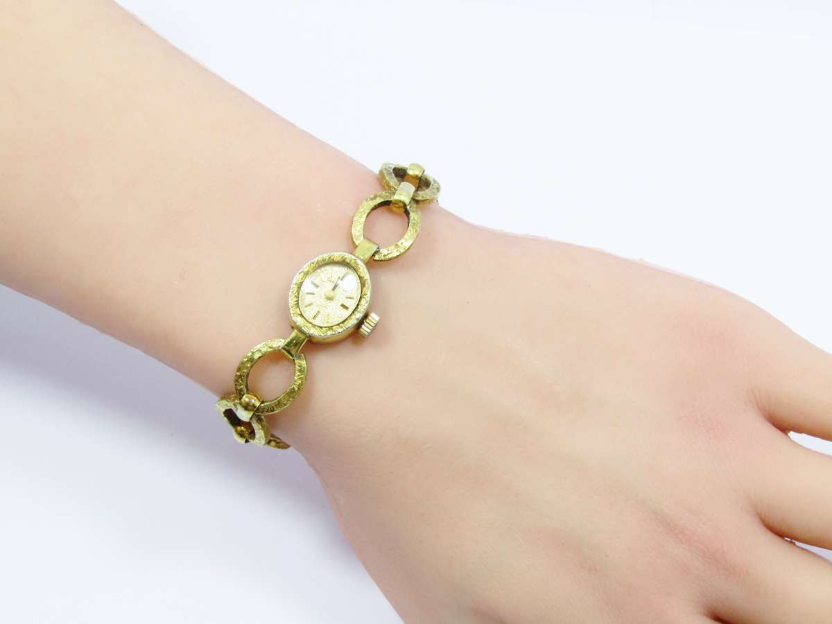 Beautiful! Caravelle for Bulova Vintage Ladies Watch