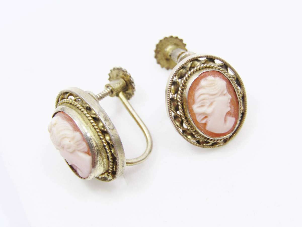 A Stunning Pair of Gold Gilt Over Sterling Silver Cameo Screw Back Earrings in Sterling Silver.