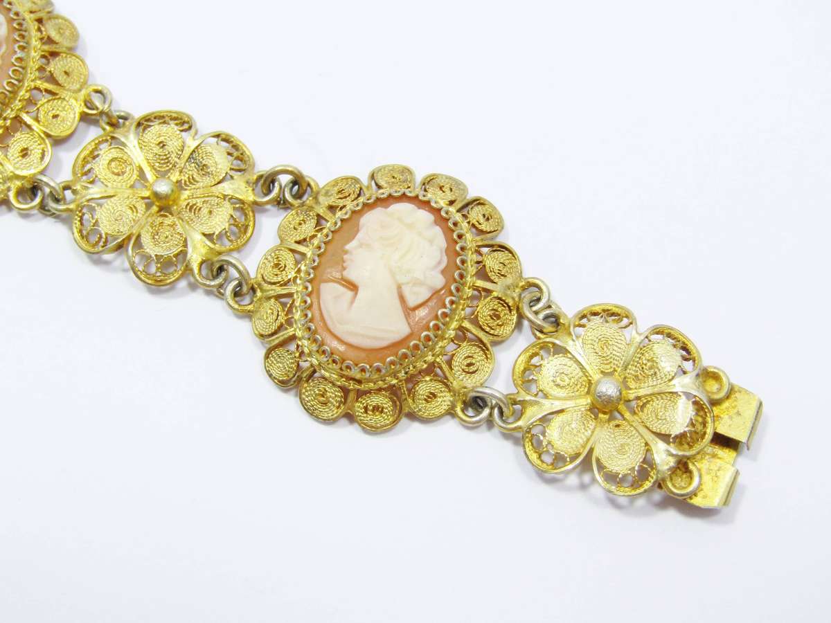 A beautiful Gold plated Over 800  Silver Vintage Cameo Bracelet
