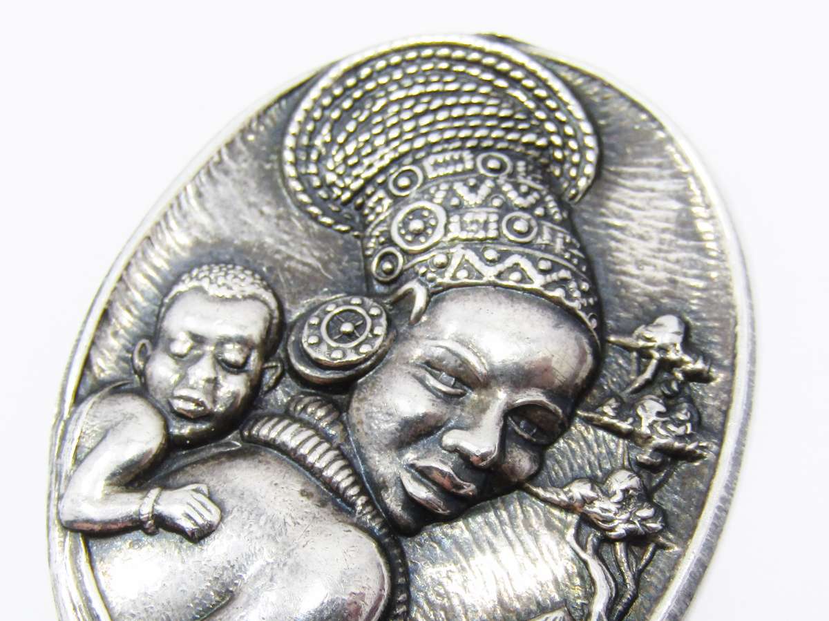 Vintage Candida Sterling Silver African Themed Brooch