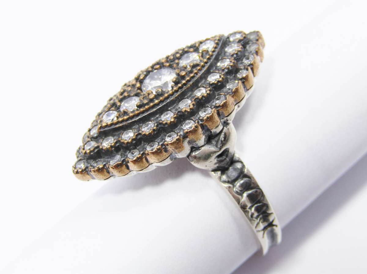 A Gorgeous Two Tone Eastern Design Ring Set With Clear Crystals in Sterling Silver.