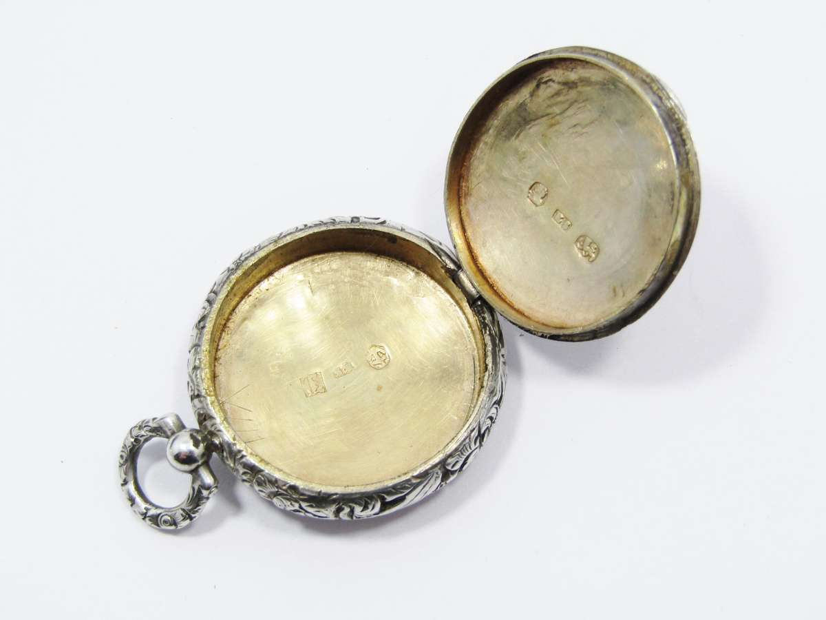 Antique (c1832) Hallmarked Silver Engraved Locket