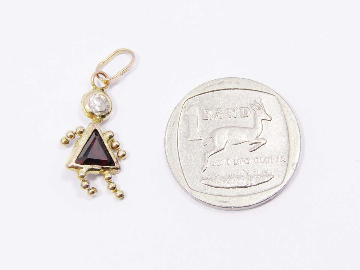 Lovely Retro 9CT Gold "Gem Baby" Charm/Pendant