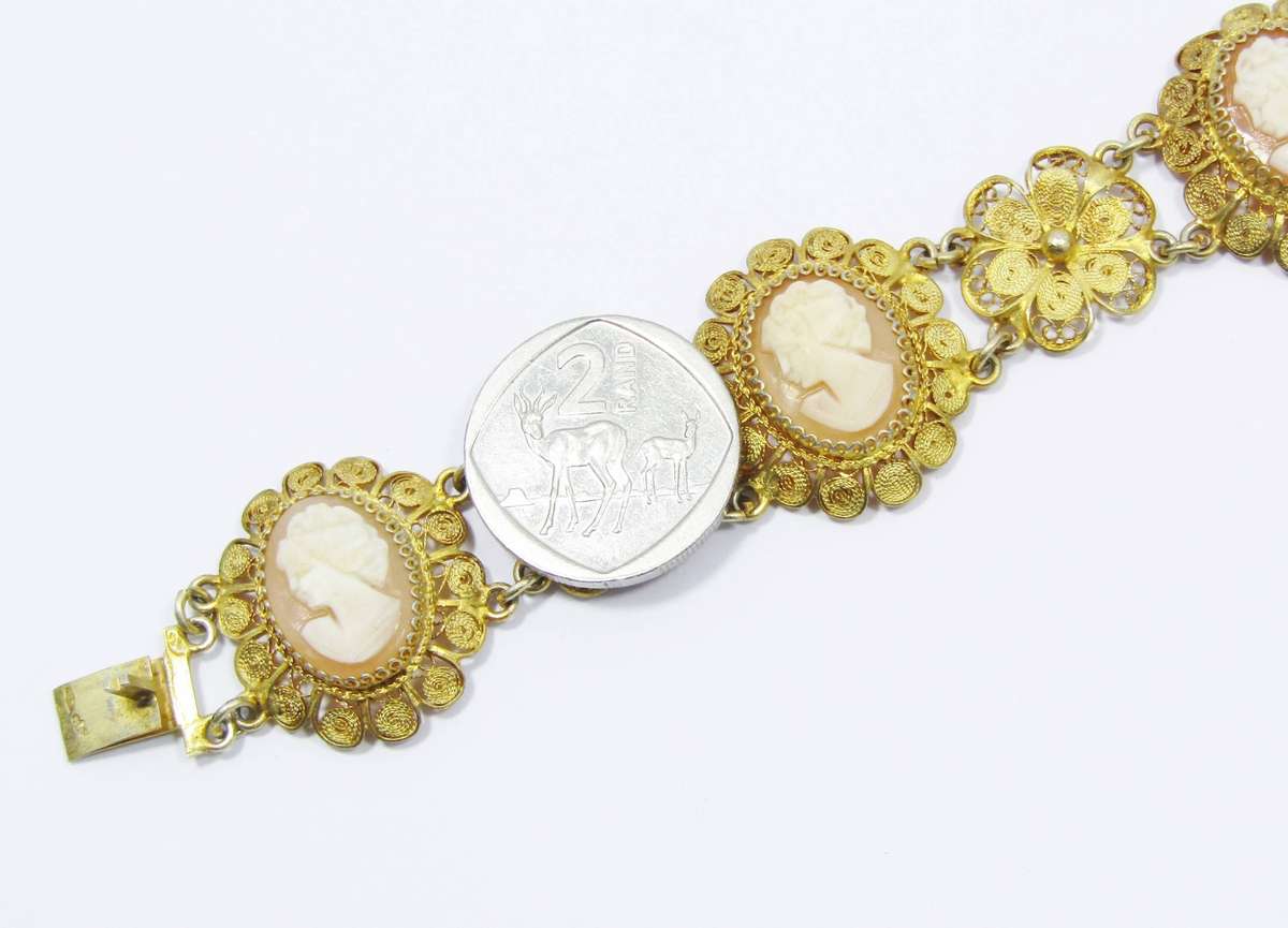 A beautiful Gold plated Over 800  Silver Vintage Cameo Bracelet