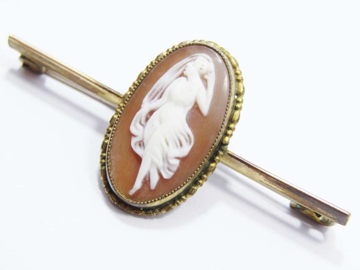 An Amazing Rolled Gold Antique Cameo Bar Brooch