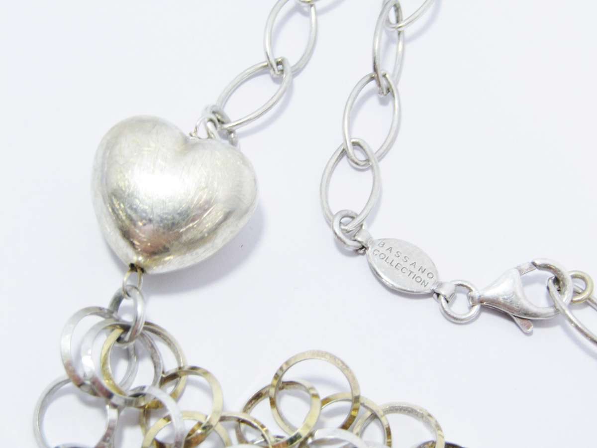 A Beautiful Puffy Heart Necklace Made up in Circles in Sterling Silver.