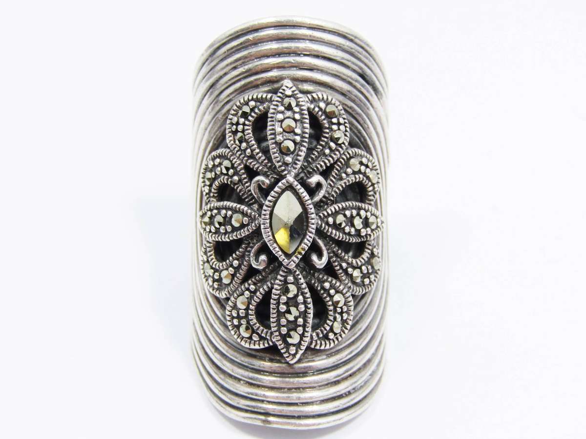 A Gorgeous Chunky Marcasite and Hematite Flower Ring in Sterling Silver.