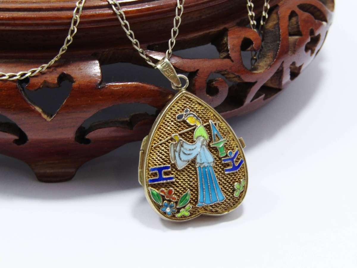 A Very Special Filigree Vintage Chinese Locket on Chain in Sterling Silver