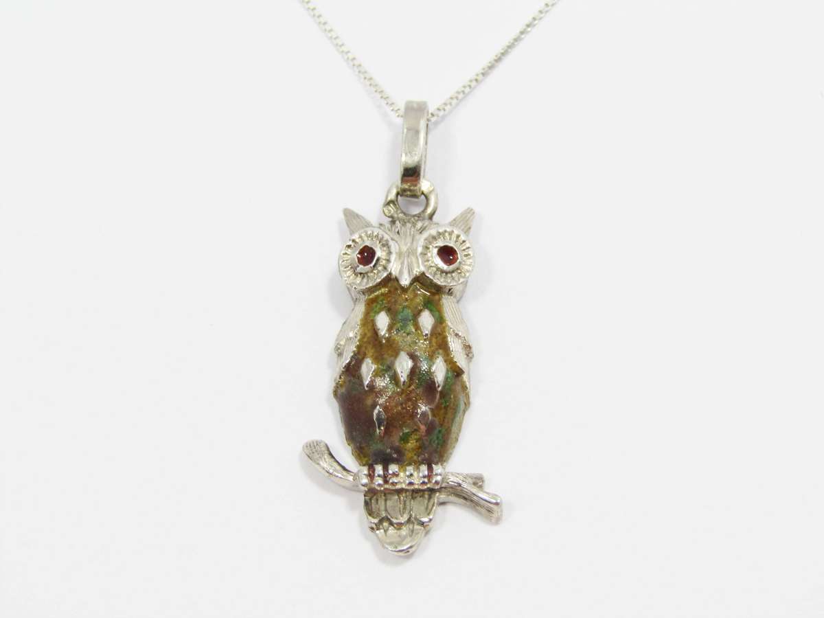A Lovely Large Enamel Owl Pendant On Chain in Sterling Silver