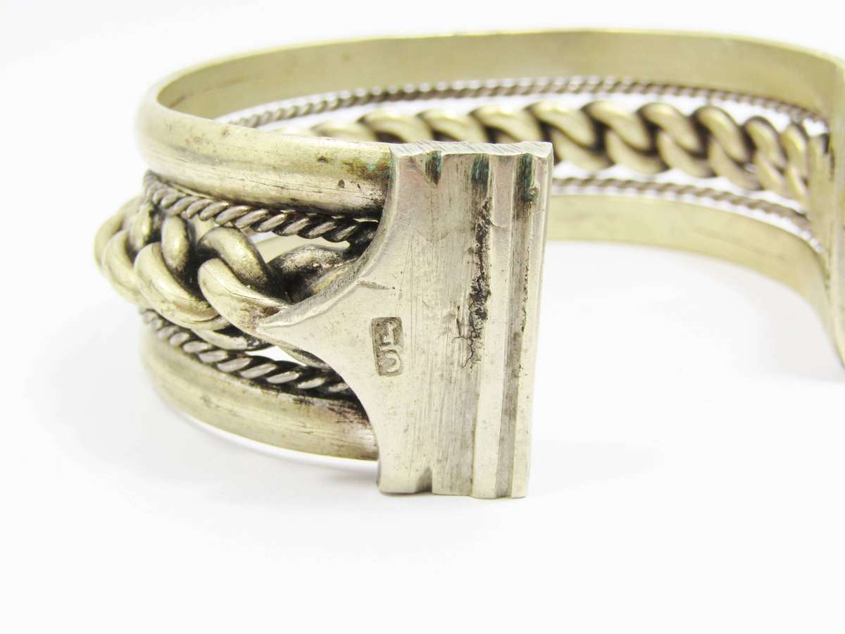 Vintage (c1942) Egyptian Bedouin Brass Cuff Bangle
