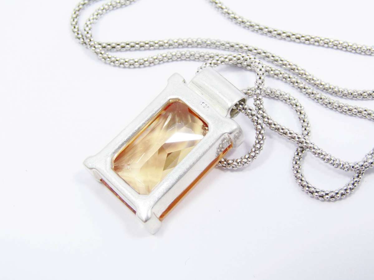 A Stunning Large Thomas Sabo Pendant on Chain in Sterling Silver.