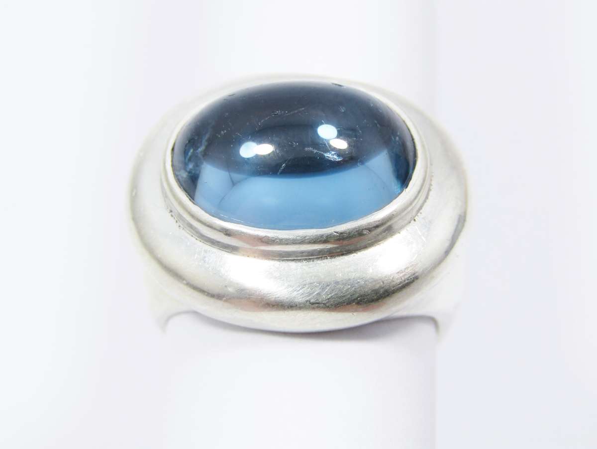 A Stunning Blue Stone Ring in Sterling Silver