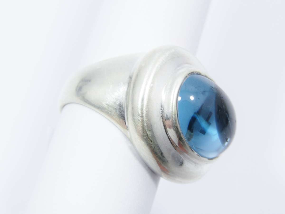 A Stunning Blue Stone Ring in Sterling Silver