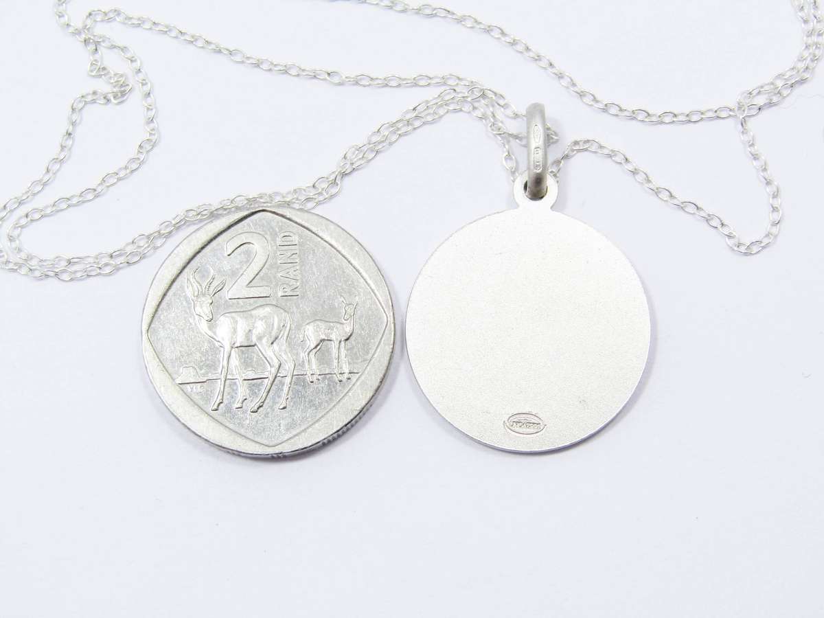 A Lovely large Round St Cristopher Pendant on Chain in Sterling Silver