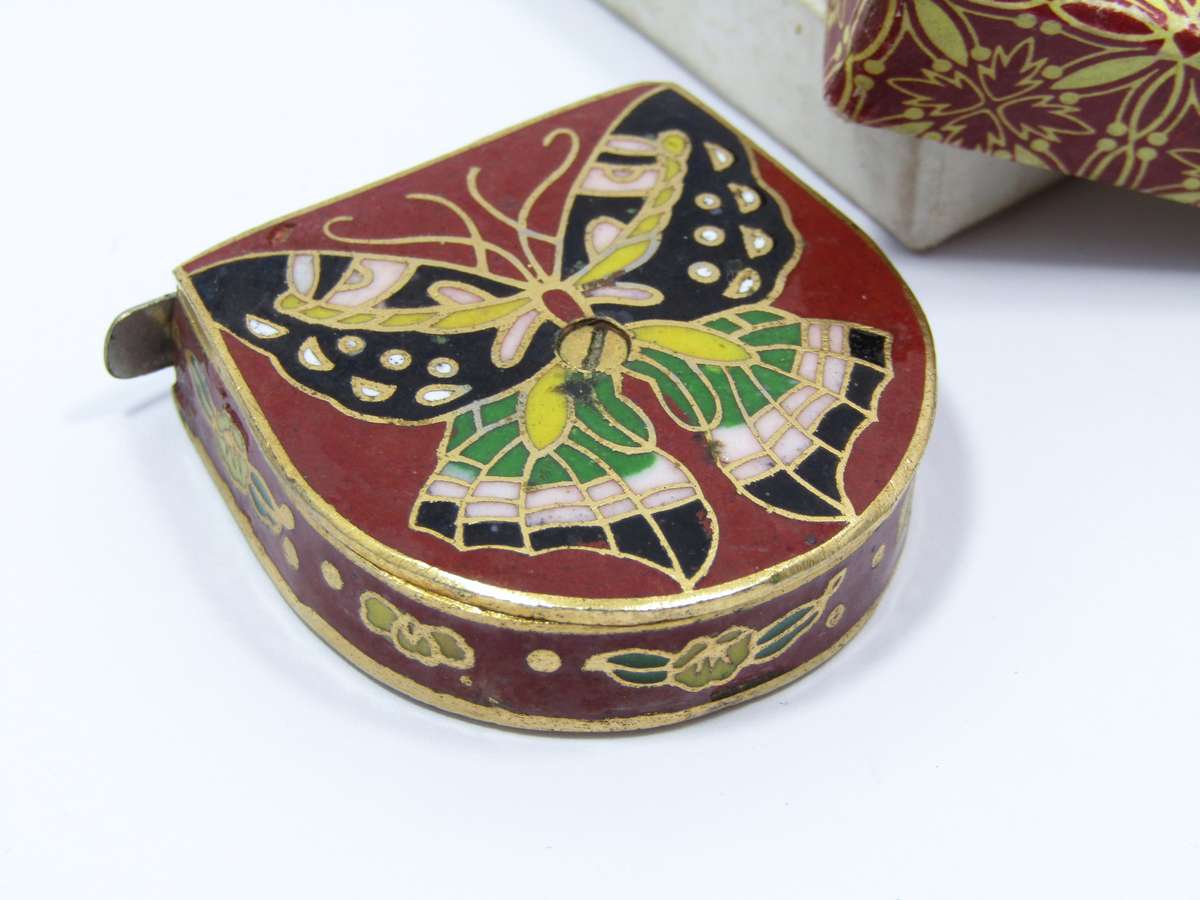 Vintage Oriental Cloisonne Novelty Measuring Tape