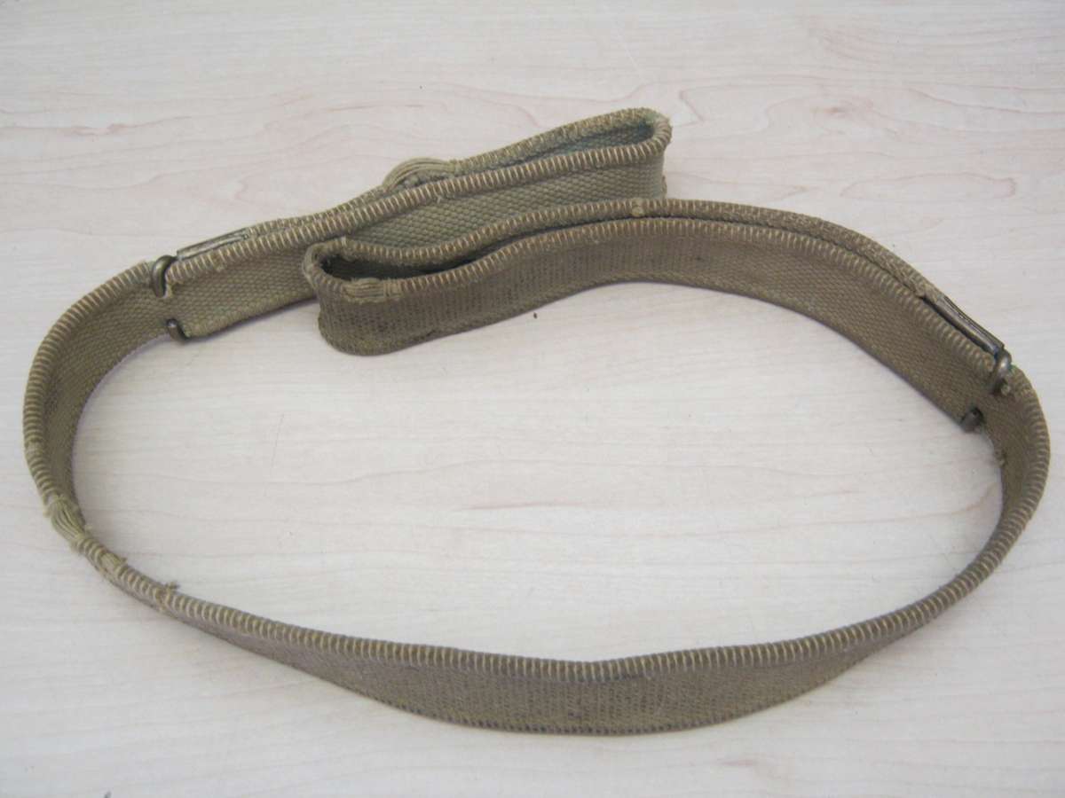 Lee Enfield rifle sling.
